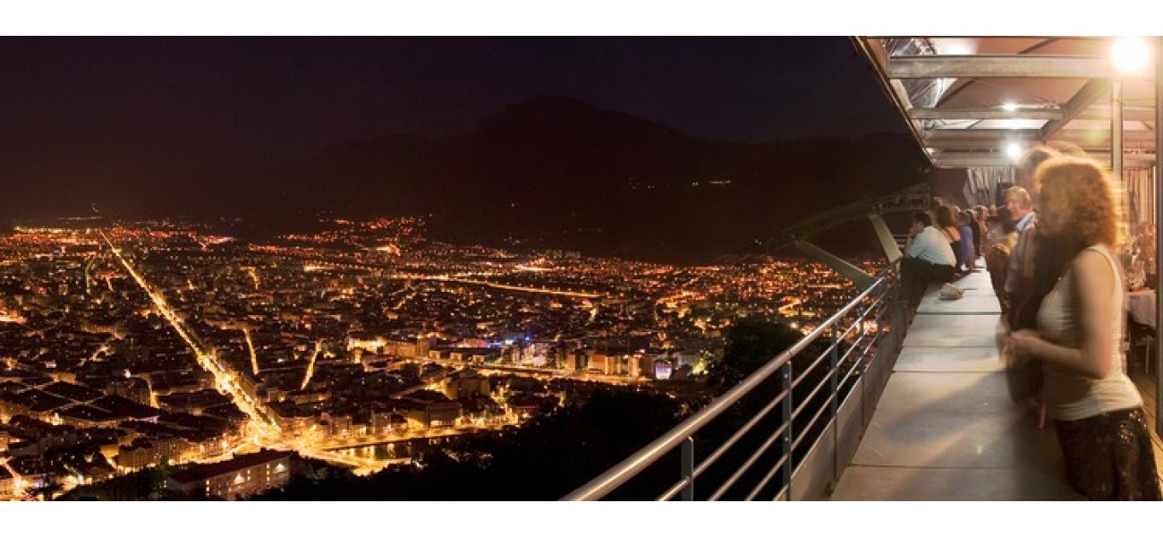 Grenoble, la nuit